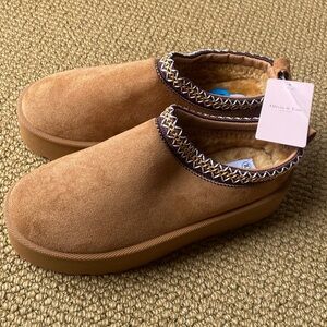 Olivia & Kate Stoney shoe slipon clog NWT
